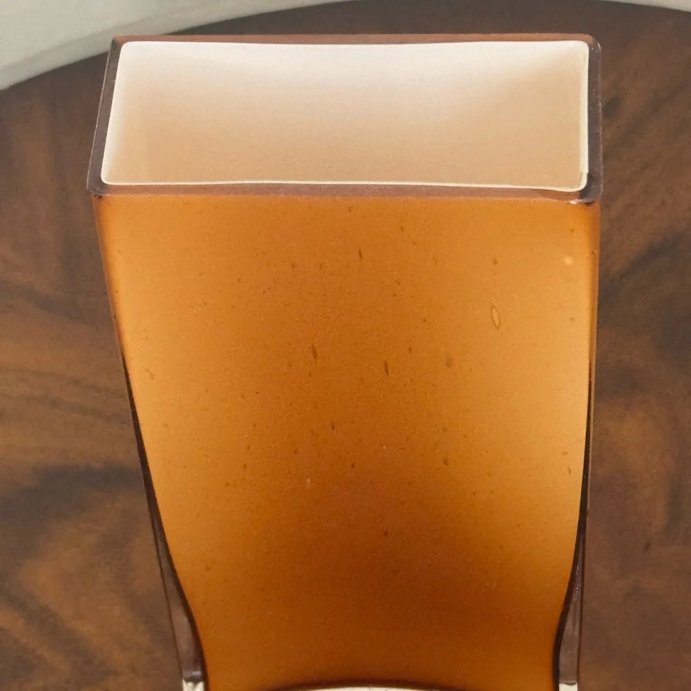 Elegant Italian Cased Amber Hand Blown Glass Vase 8 1/4 Inches - Picture 10 of 10